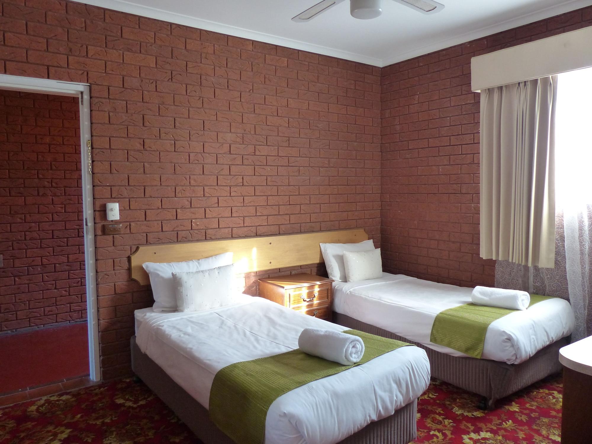 Meramie Motor Inn Albury Exterior photo